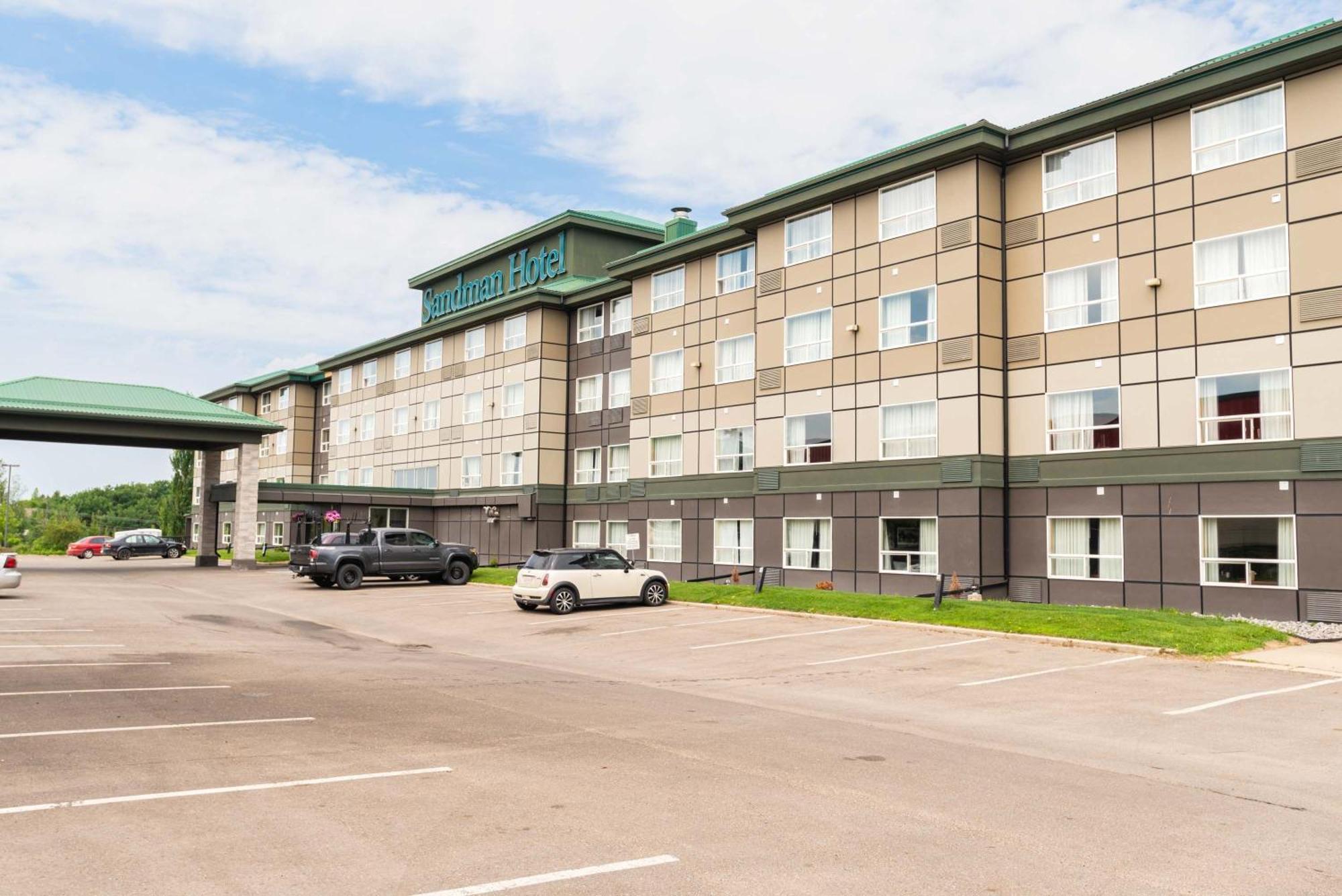 Sandman Hotel Red Deer Exteriör bild